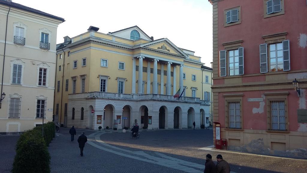 Residenza Teatro Plaisance Extérieur photo